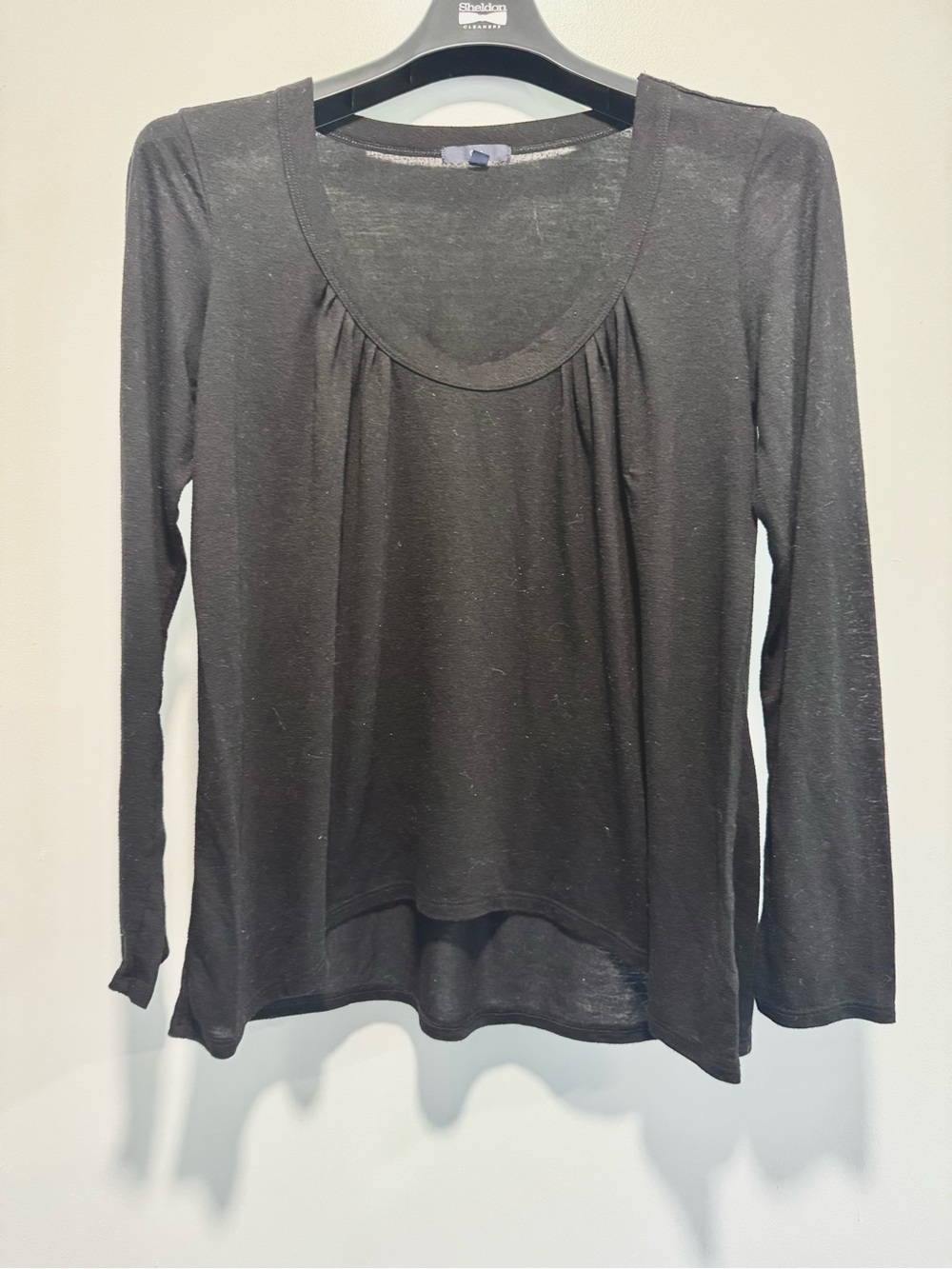 GAP Black Long-Sleeve Scoop Neck Top
